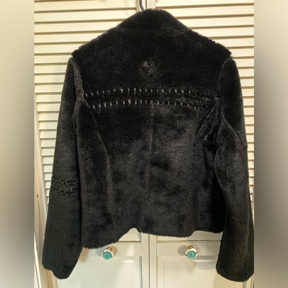 Handmade‎ Fur Jacket - Picture 4 of 9